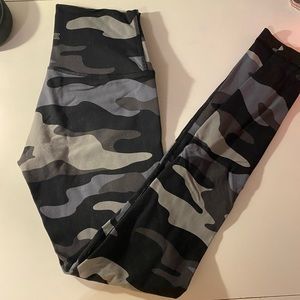PINK Leggings